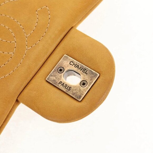 CHANEL Chain Shoulder Bag Suede Yellow Gold CC Auth 145362A - Picture 13 of 16